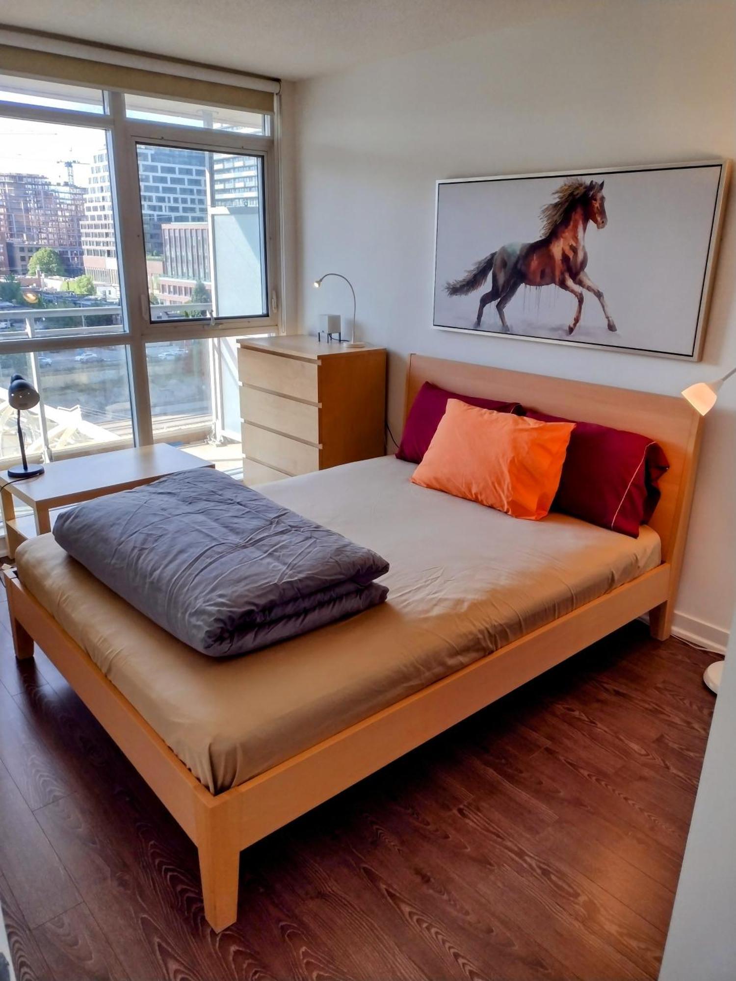 Stylish 1Br And Den - Cn Tower -5 Min Apartment Toronto Luaran gambar